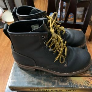 Sketchers Boots 🥾 Cascade